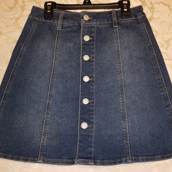 Denim Button-down Mini Skirt - Picture 4 of 7